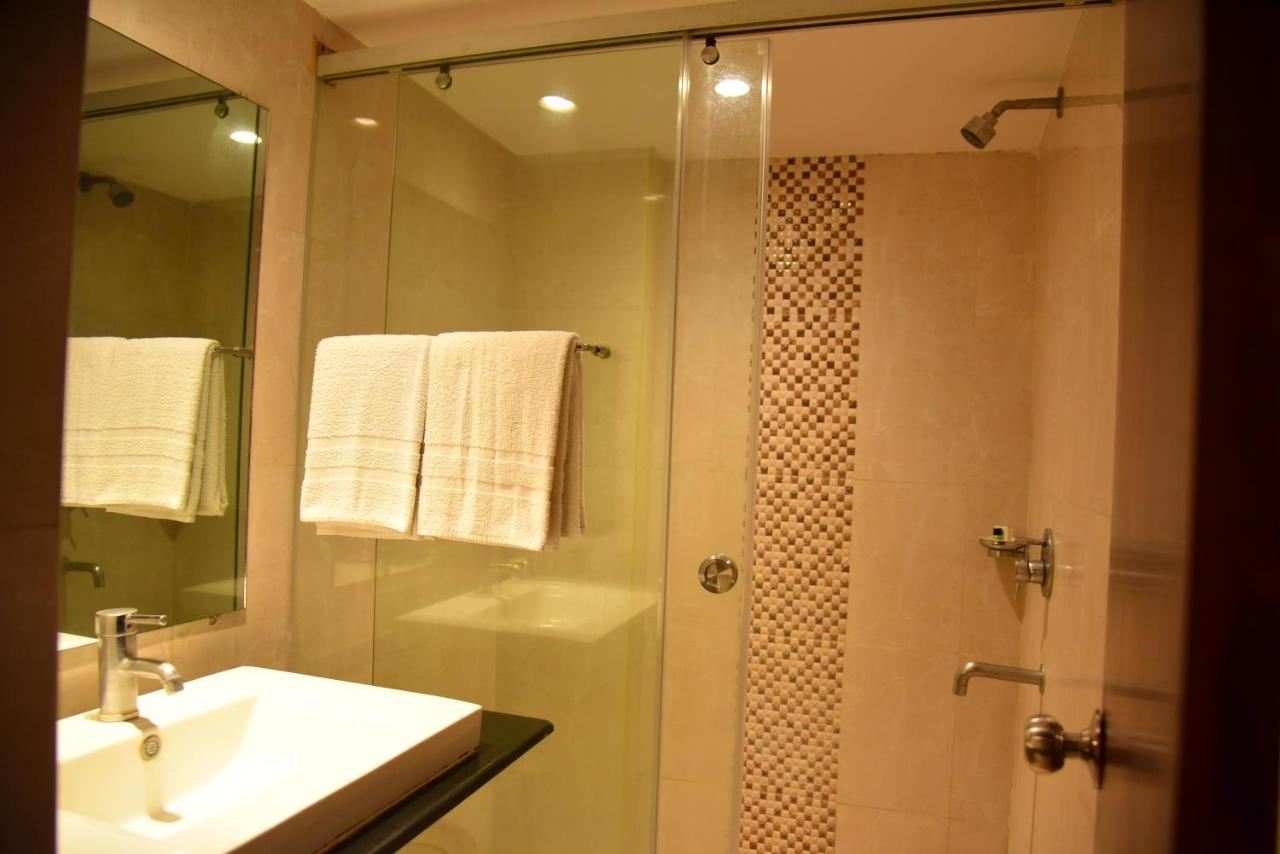 טירופאטי The Bhimas Residency Hotels מראה חיצוני תמונה